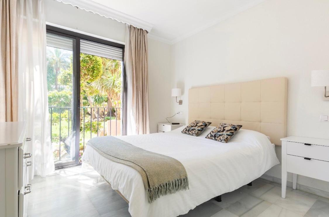Puerto Banus !!! Piscine Et A Proximite Apartamento